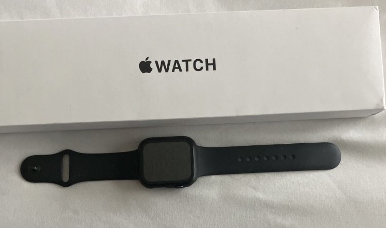 Apple Watch 44mm SE