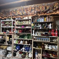 Antique Decorative Decor Moving Estate Sale 