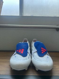 jude bellingham predator cleats