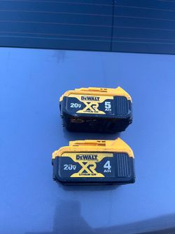 Dewalt 20v baterías 🔋 5.0ah y 4.0ah $90 por las dos firme precio