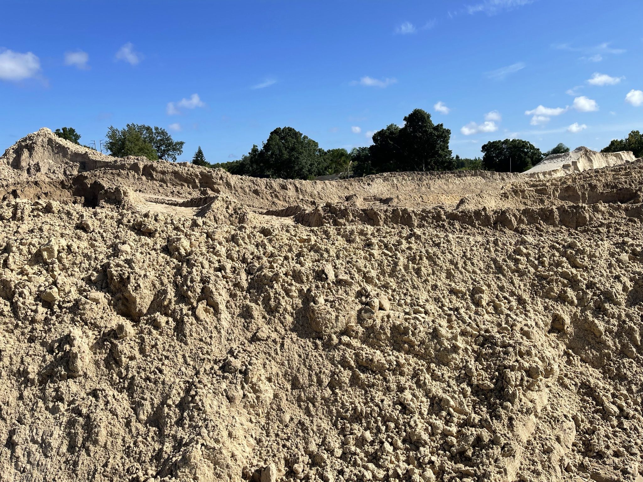 Fill Dirt Delivered for Sale in Seffner, FL OfferUp