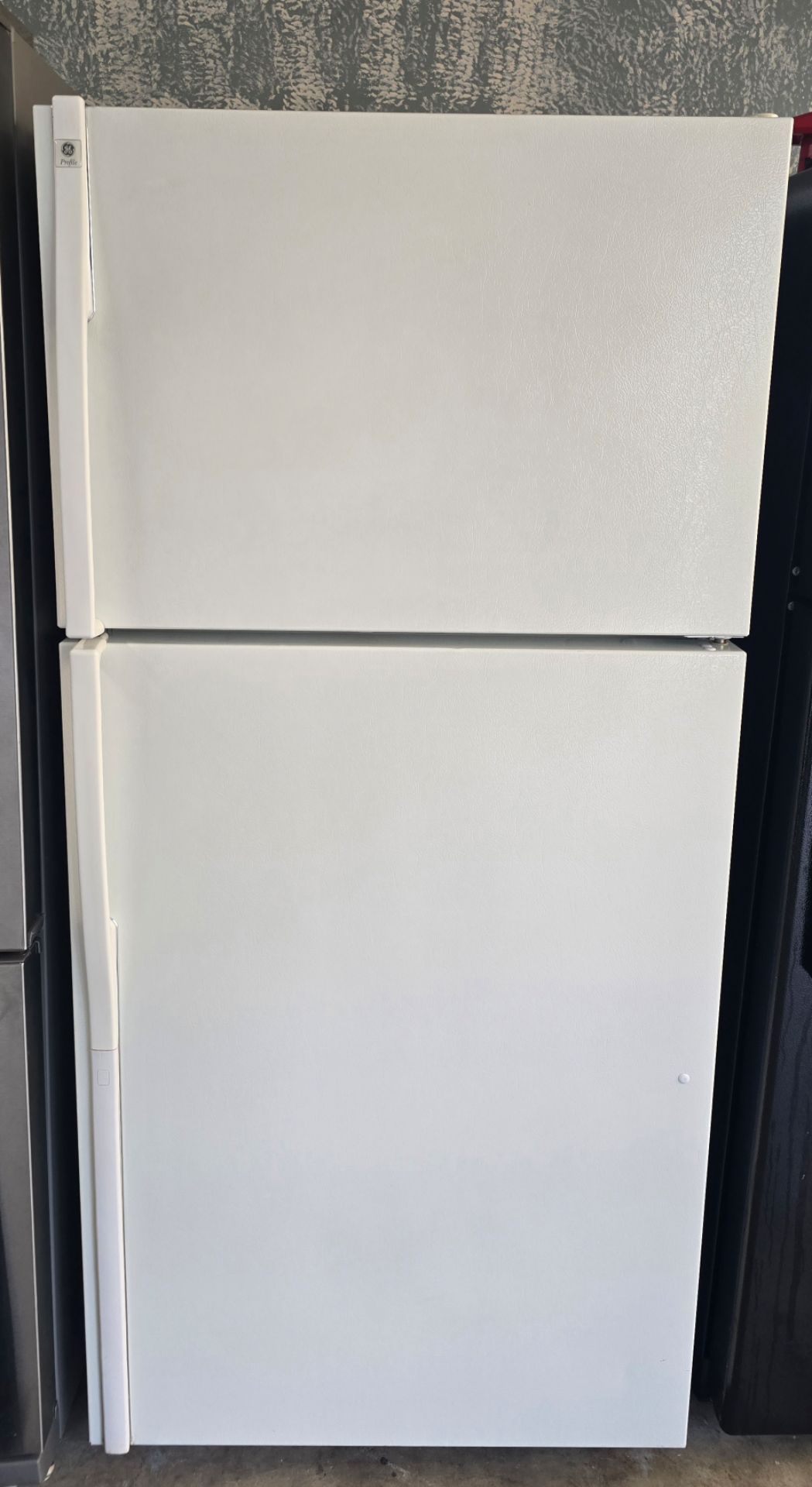 Top Freezer Refrigerator, GE profile