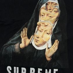 Supreme nun tee