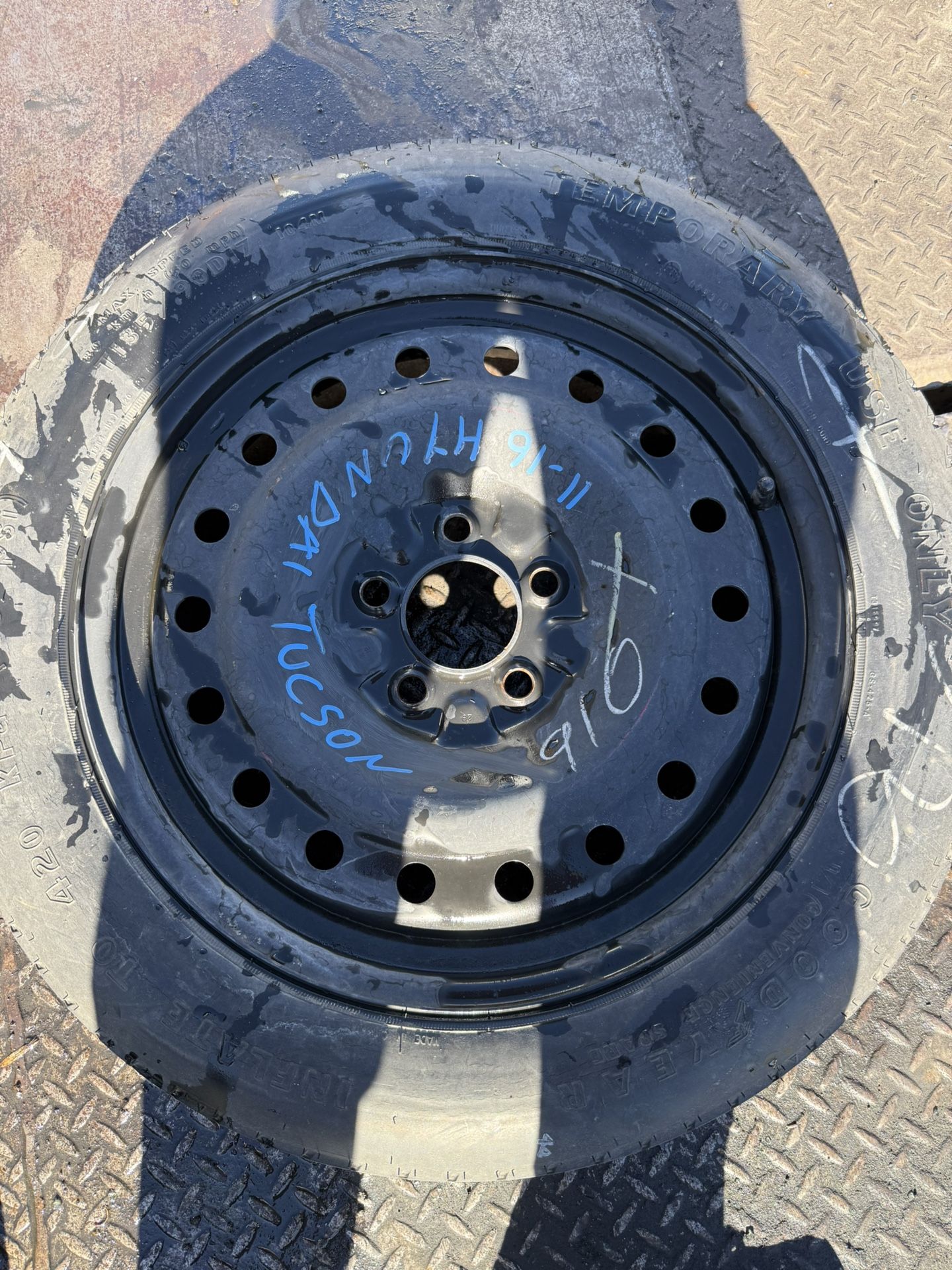 Hyundai Tucson 2011-2016 Tire Spare 