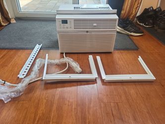 GE 8,000 BTU Smart Window Air Conditioner