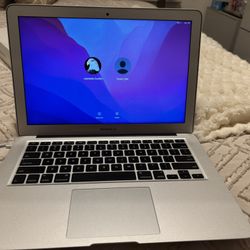 Apply MacBook Air 13” - Excellent Condition 