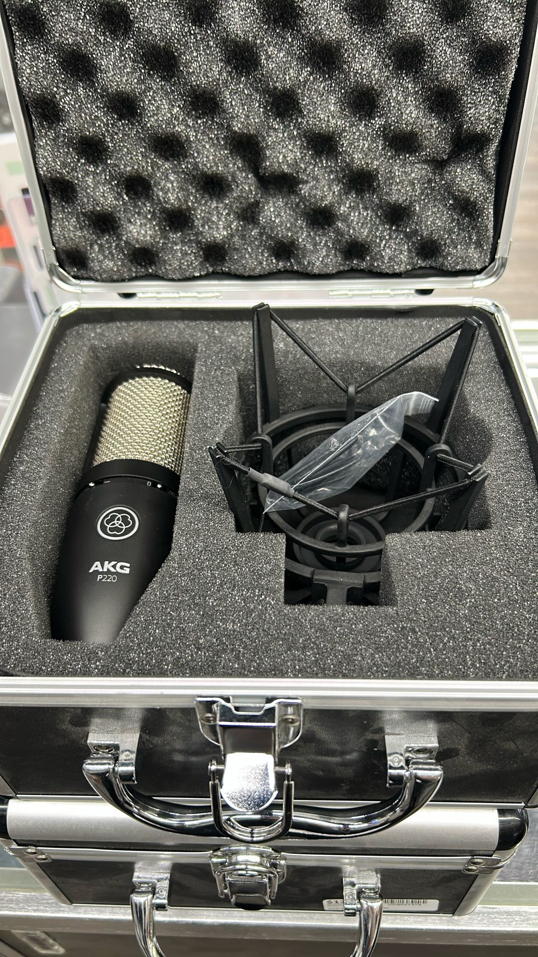 AKG MICROPHONES 