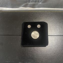 Diamond Studs Earring