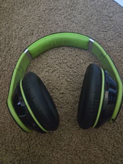 Wireless headphones