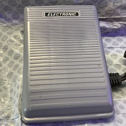 SINGER SEWING MACHINE (AND OTHER BRANDS)  SPEED CONTROLLER (FOOT PEDAL)