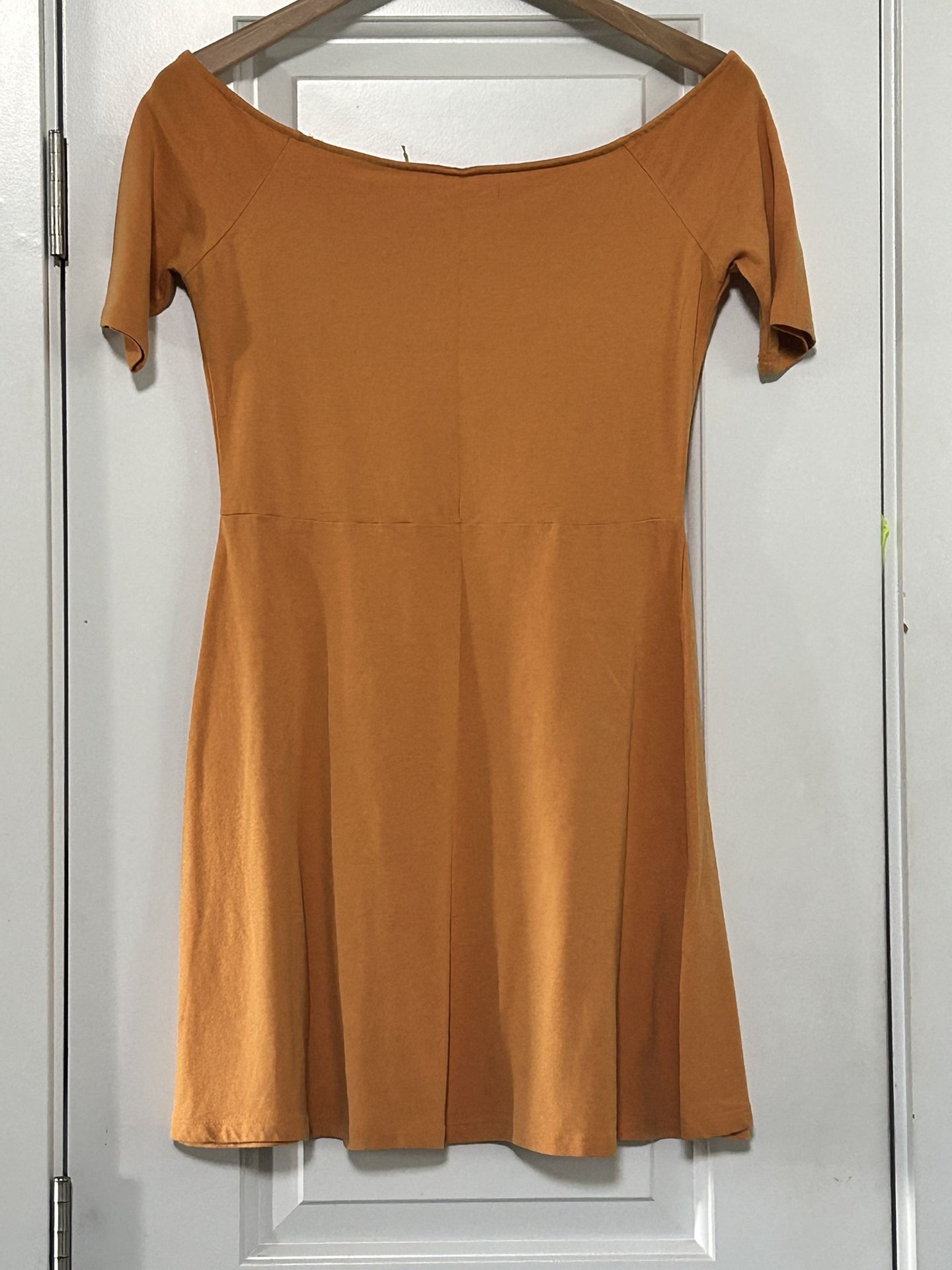 Juniors Dress Size Large