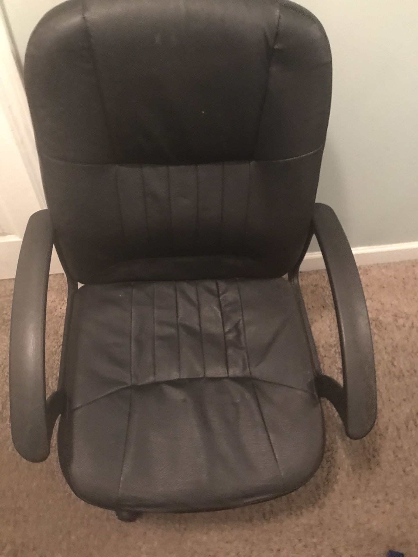 Computer Leather Chair goes Up And Down