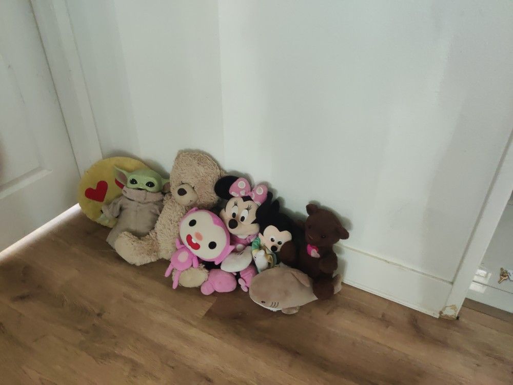 Stuffed Animal Bundle Of 9