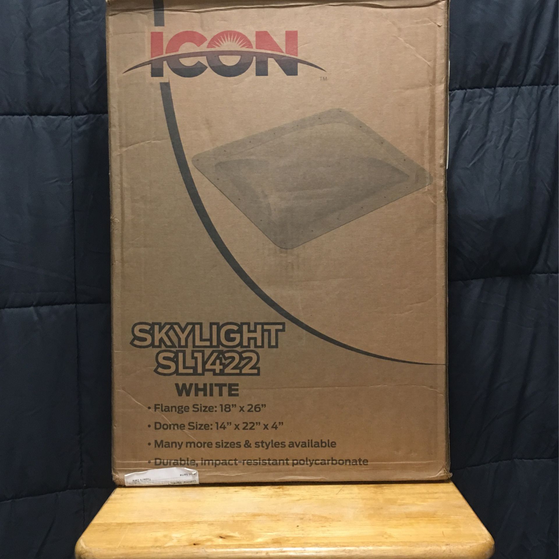 ICON RV Skylight - SL1422W - White