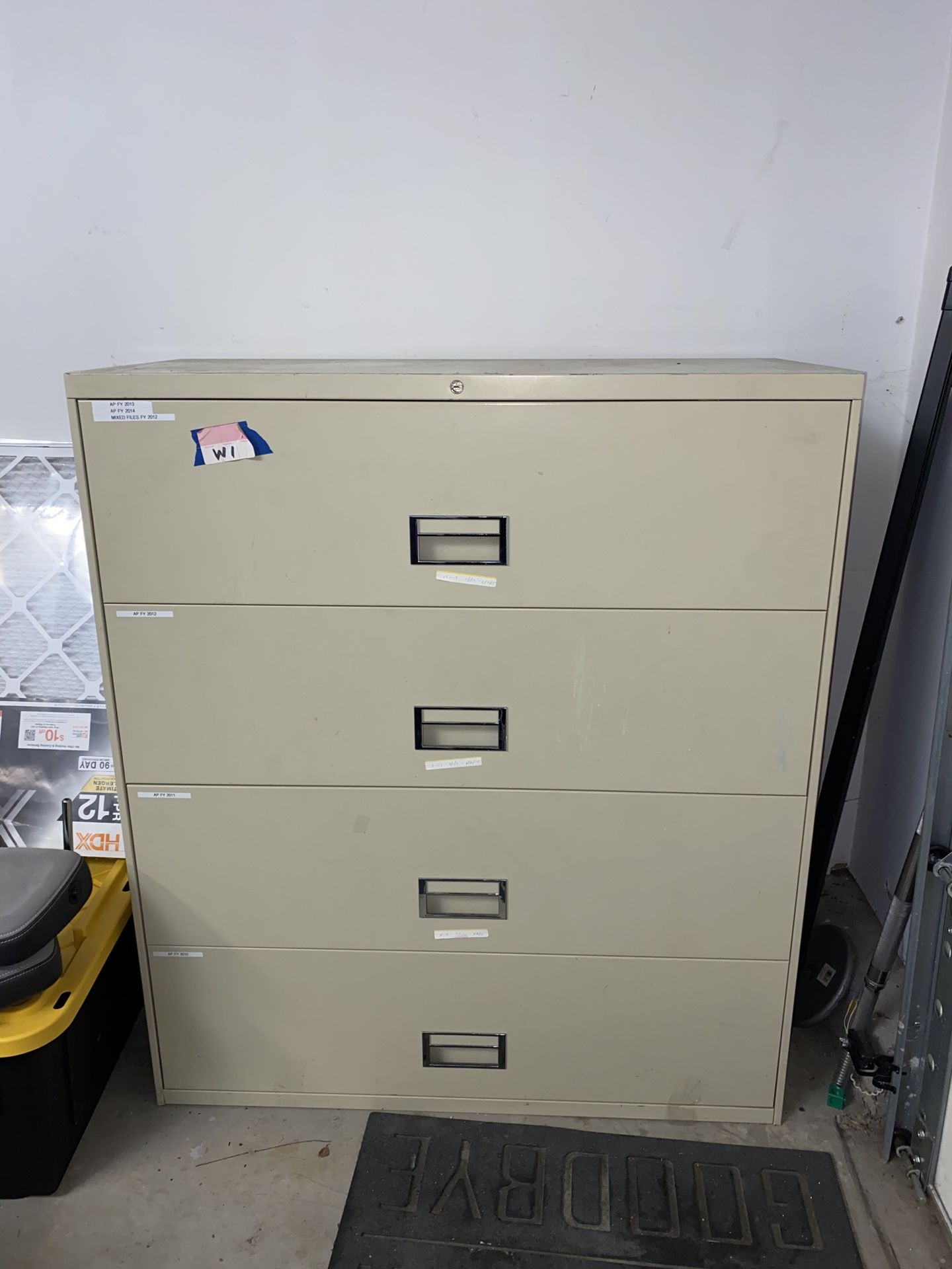 4 Drawers Filing Cabinet (Beige).