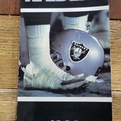 1990 Los Angeles Raiders Media Guide