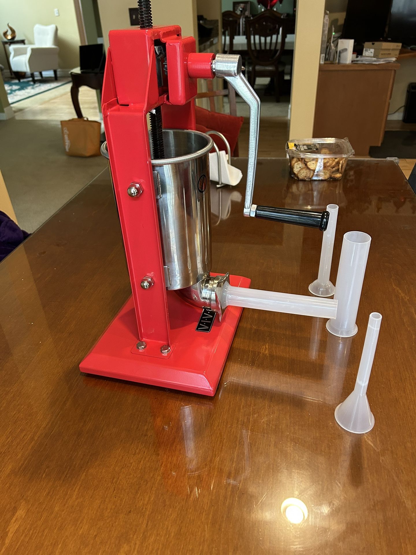 Hard to find VIVO 3 Liter Sausage Maker