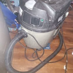 Wet/Dry Shop Vac