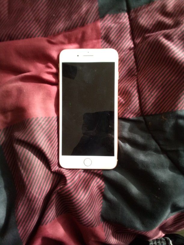 iPhone 8 Plus