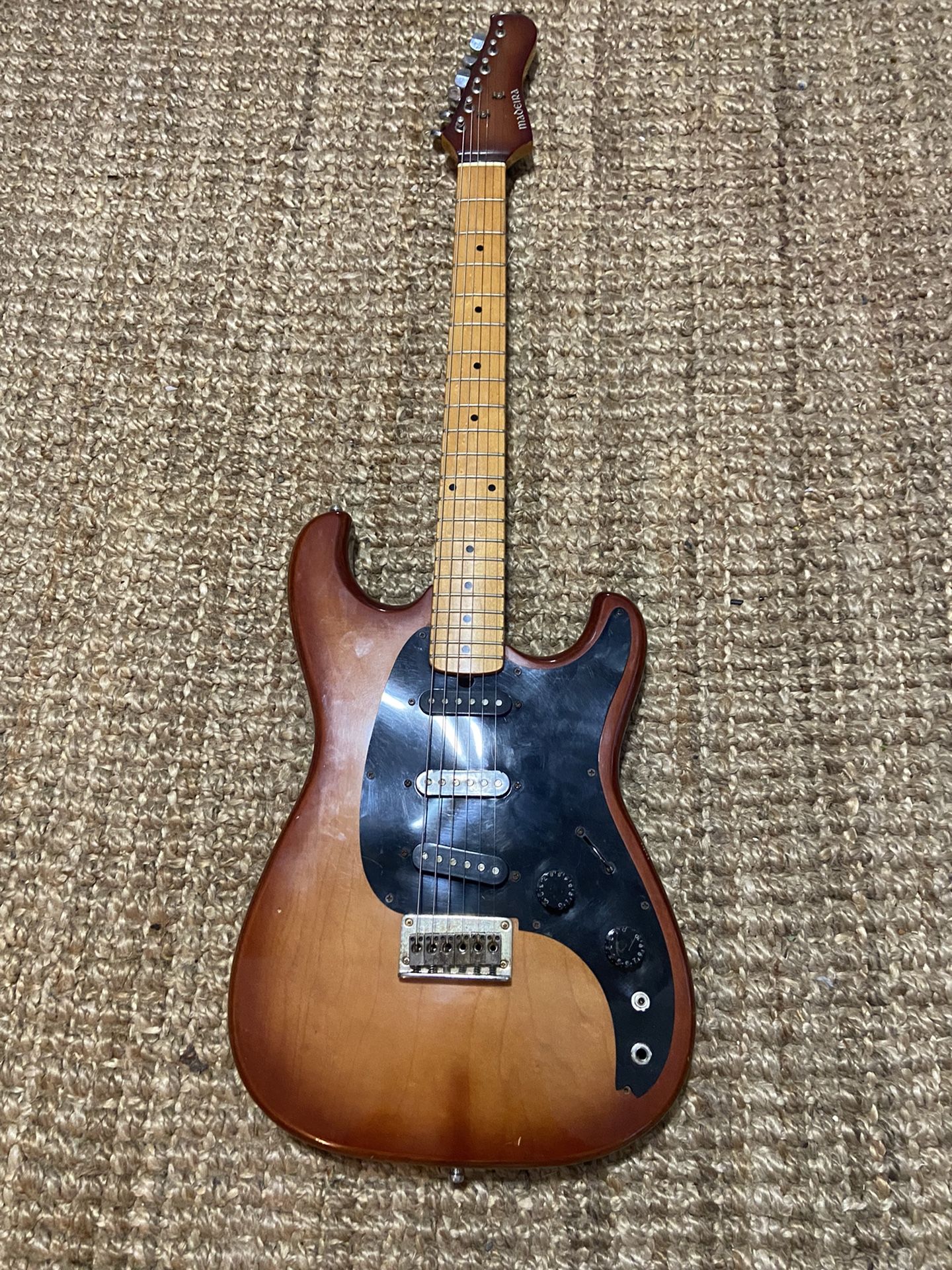 Guild Madeira EG60-SB Rare Electric Guitar