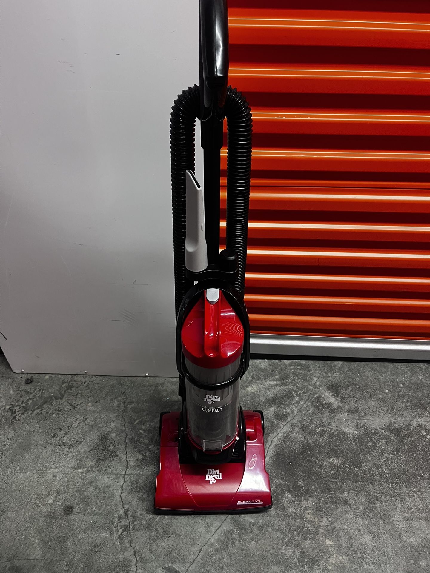 Dirt Devil Endura  Compact