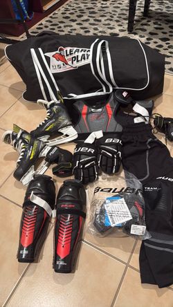 All$100。Shoe size 13. Gloves size 9. Foot protectors size 10. All, including bag. $100