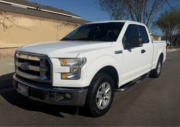 2017 Ford F-150 XLT *Flex Fuel*