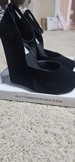 Steve Madden Wedges