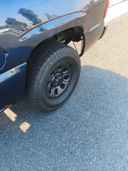 4 Silverado rims with tires