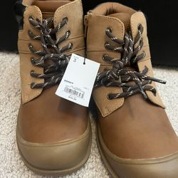 Boys Boots Size 3 Y 