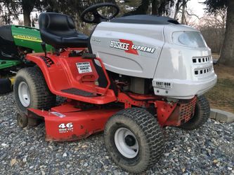Huskee supreme riding mower deals