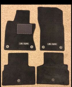 Tapetes originales para Q50 2014-2024