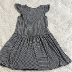 Girls Striped Dress W Heart Sequin Size 6 