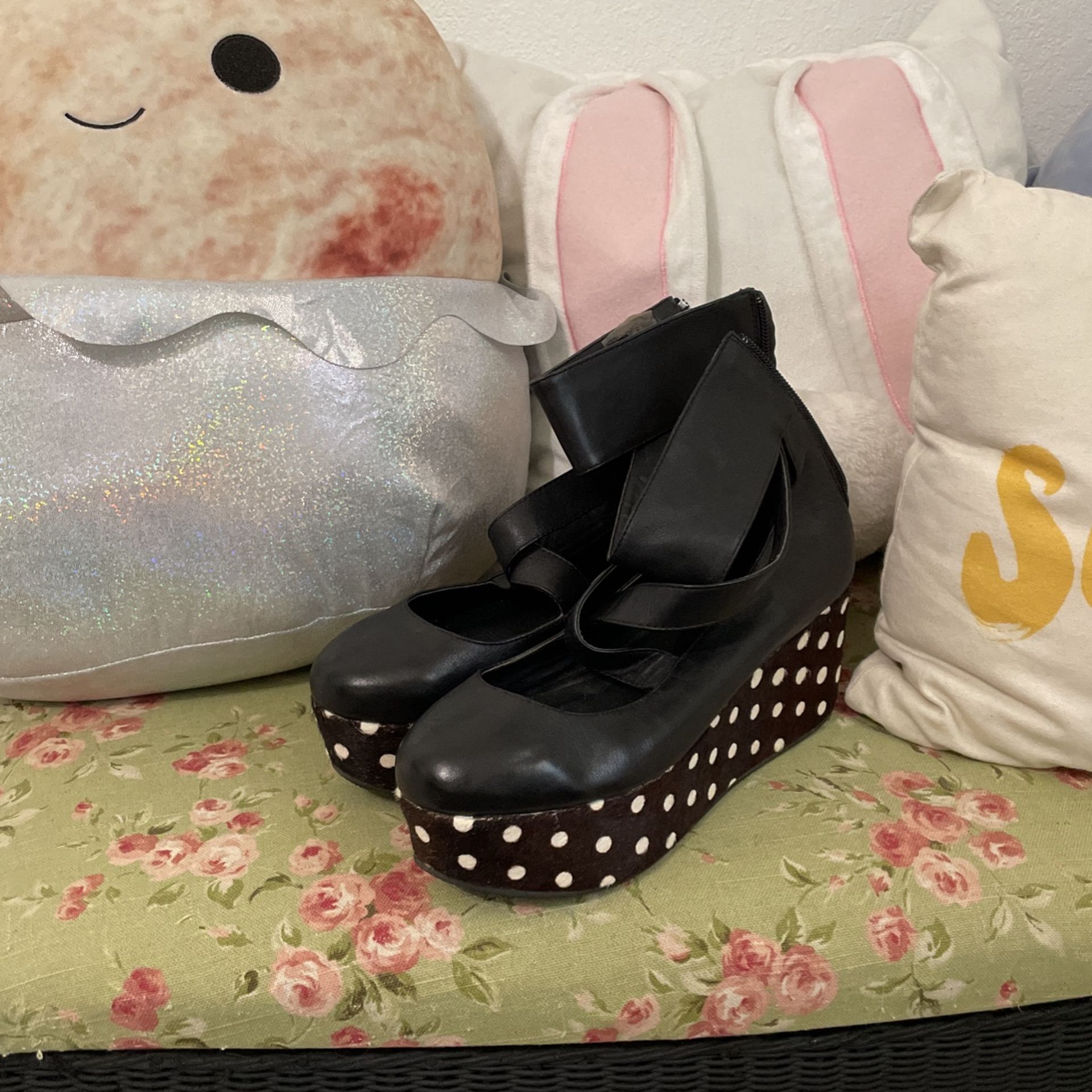 Size 6 Ballet Wedges $25