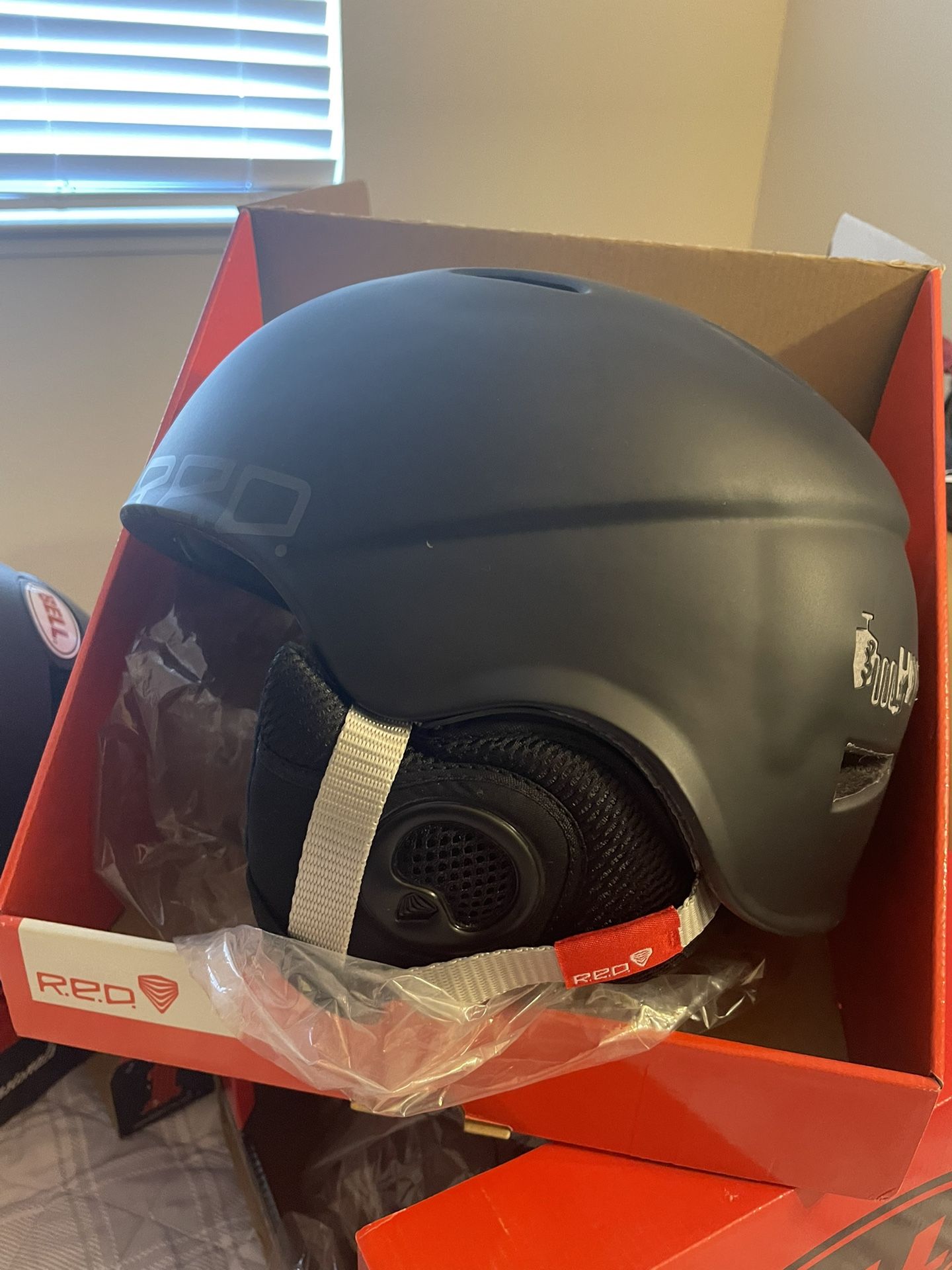 Snowboard Helmet- XL
