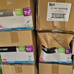 P.L.U.M.B.I.N.G Stuff/ Cosas De Plumeria