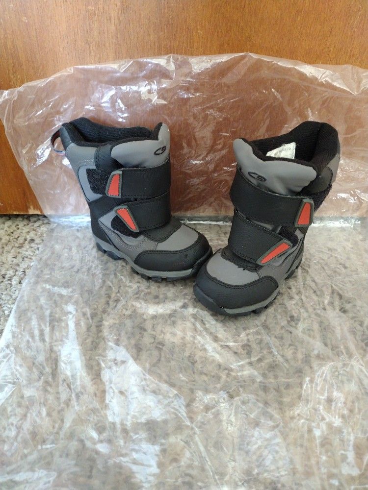 Size 5c Snow Boots