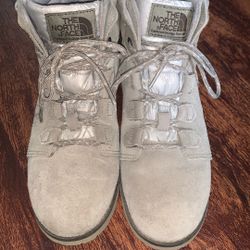 Women’s North Face Boots 