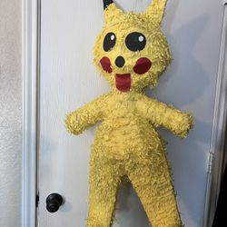 Pikachu Piñata