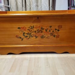 XL Cedar Blanket Chest