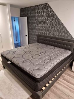 Hot Offer ❤️ King Size Mattress with Box Spring & Bed Frame