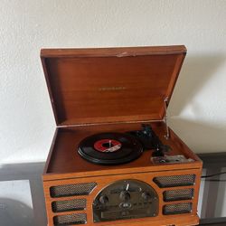 Antique radio 