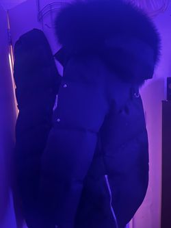 Moose knuckle (M)