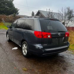 2006 Toyota Sienna