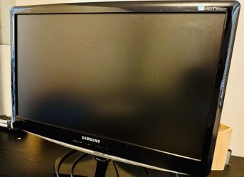 Samsung LCD 22” Inch TV! Use As Computer Monitor Or TV, Excellent Working Condition!