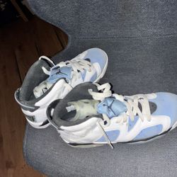 Jordan’s 6s Size 6.5