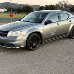 2013 Dodge Avenger SE