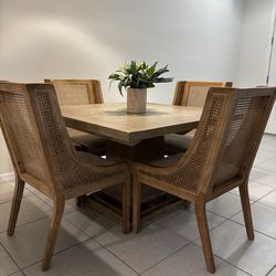 Dining Table & 4 Chairs