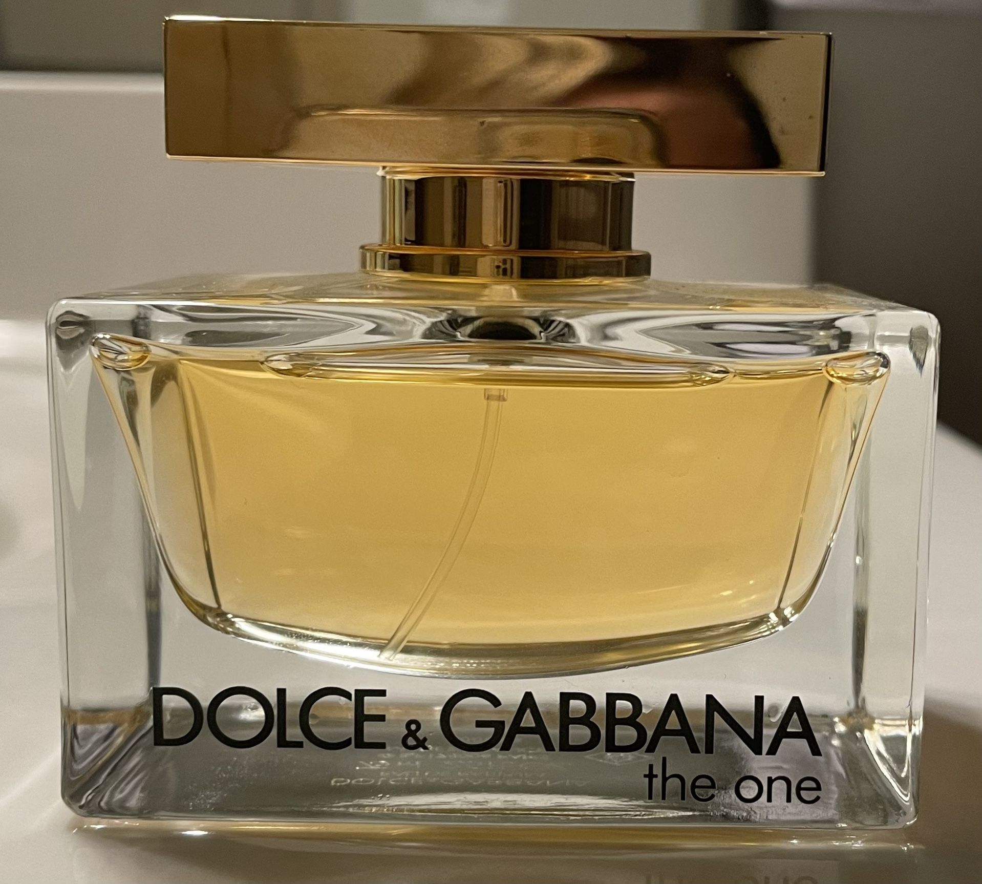 💎 Dolce & Gabbana “The One” – 2.5 oz Eau de Parfum (Authentic)