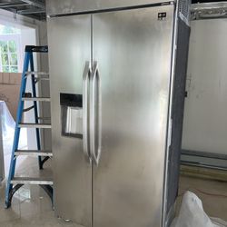 LG STUDIO REFRIGERATOR 